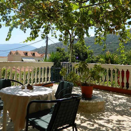 Logara'S Apartments Agia Efimia Exterior photo
